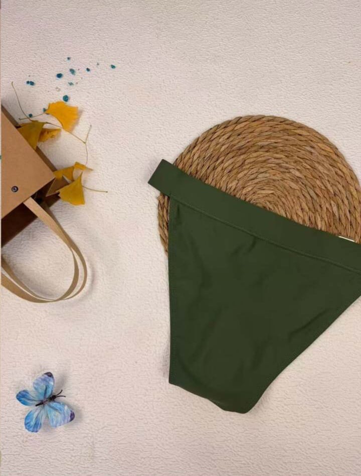 Men's Solid Color Metal Buckle Thong